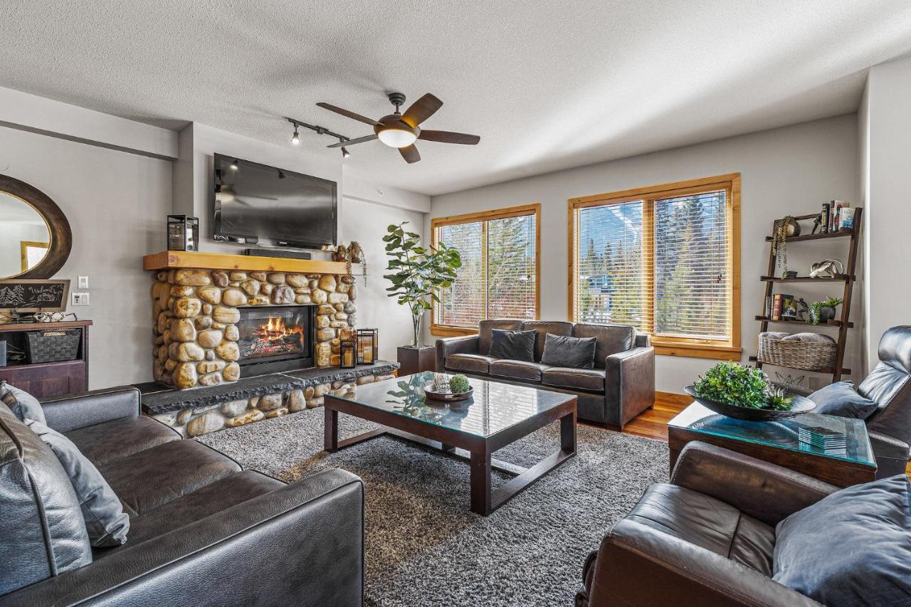 3 Bedroom Condo By Canadian Rockies Vacation Rentals Канмор Экстерьер фото
