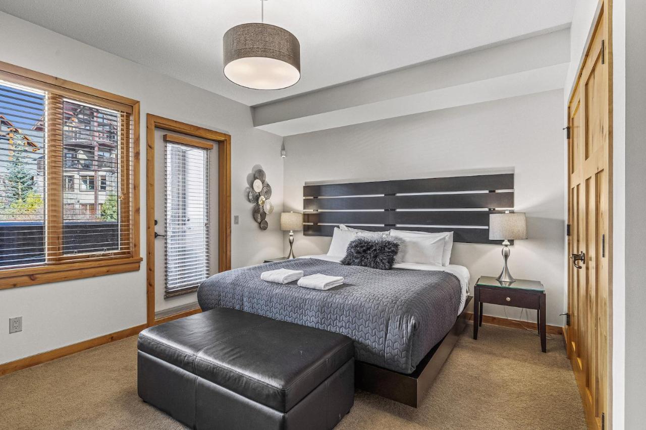 3 Bedroom Condo By Canadian Rockies Vacation Rentals Канмор Экстерьер фото