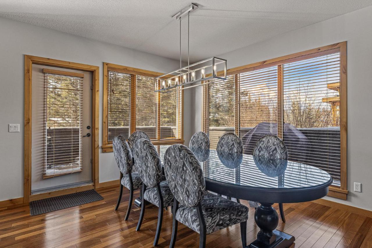 3 Bedroom Condo By Canadian Rockies Vacation Rentals Канмор Экстерьер фото